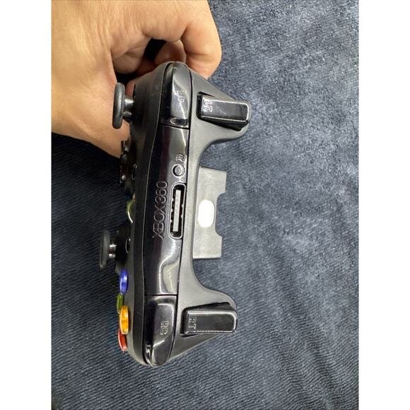 Official Microsoft Xbox 360 Black Wireless Controller - Picture 7 of 10